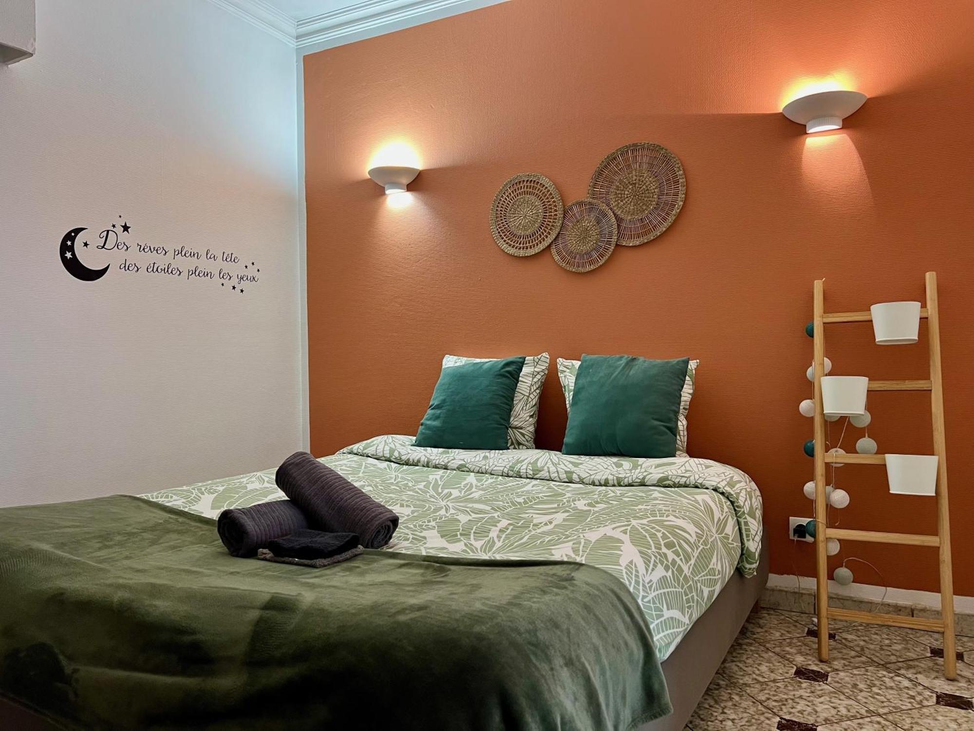 Appart'Hotel Nuiteejour Versailles Saint Cyr L'Ecole Exteriér fotografie