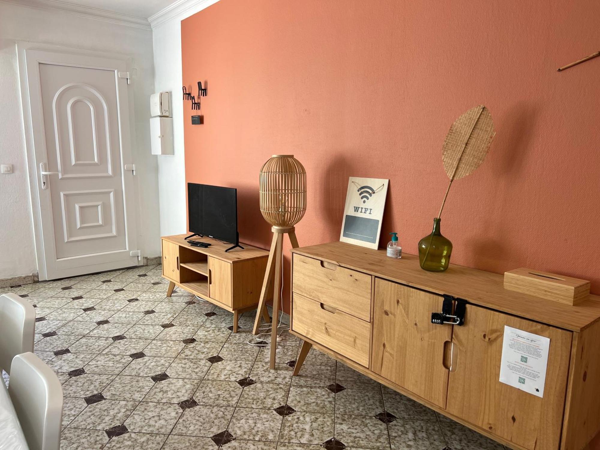 Appart'Hotel Nuiteejour Versailles Saint Cyr L'Ecole Exteriér fotografie